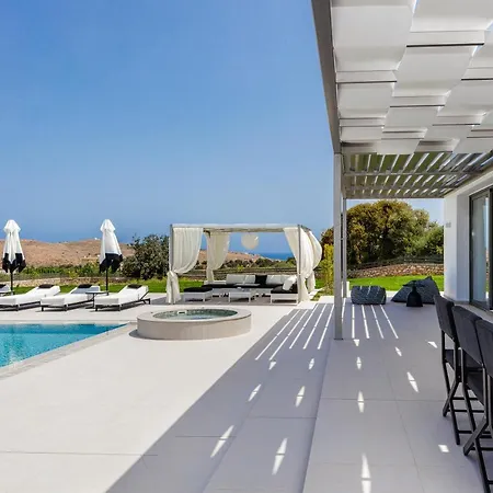 Alma Villa, 2000m2 Luxury Living, By Thinkvilla *