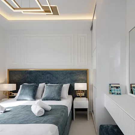 Villa Alma Villa, 2000m2 Luxury Living, By Thinkvilla *