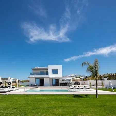 Alma Villa, 2000m2 Luxury Living, By Thinkvilla Villa